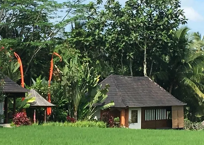 Puri Raya Villa